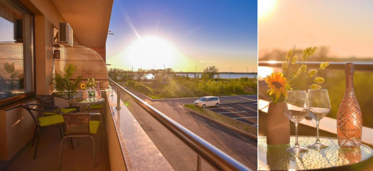 Apartment Summerland Mamaia Exterior photo
