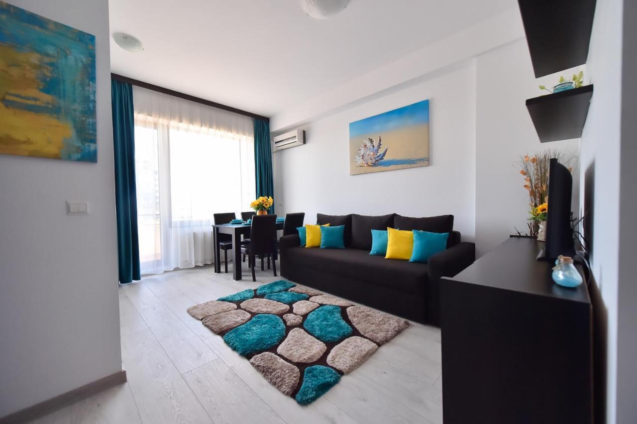 Apartment Summerland Mamaia Exterior photo